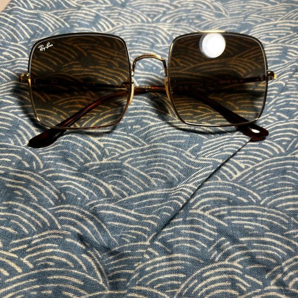 Ray-Ban Square 1971 Classic